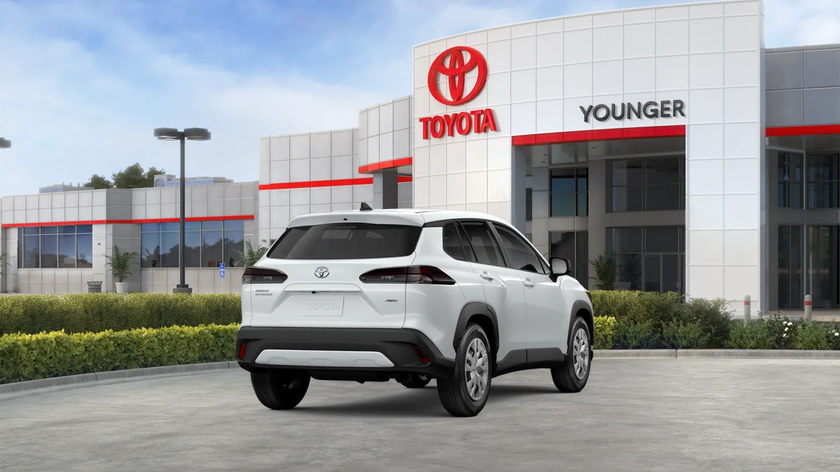 New 2026 Wind Chill Pearl Toyota L image 10