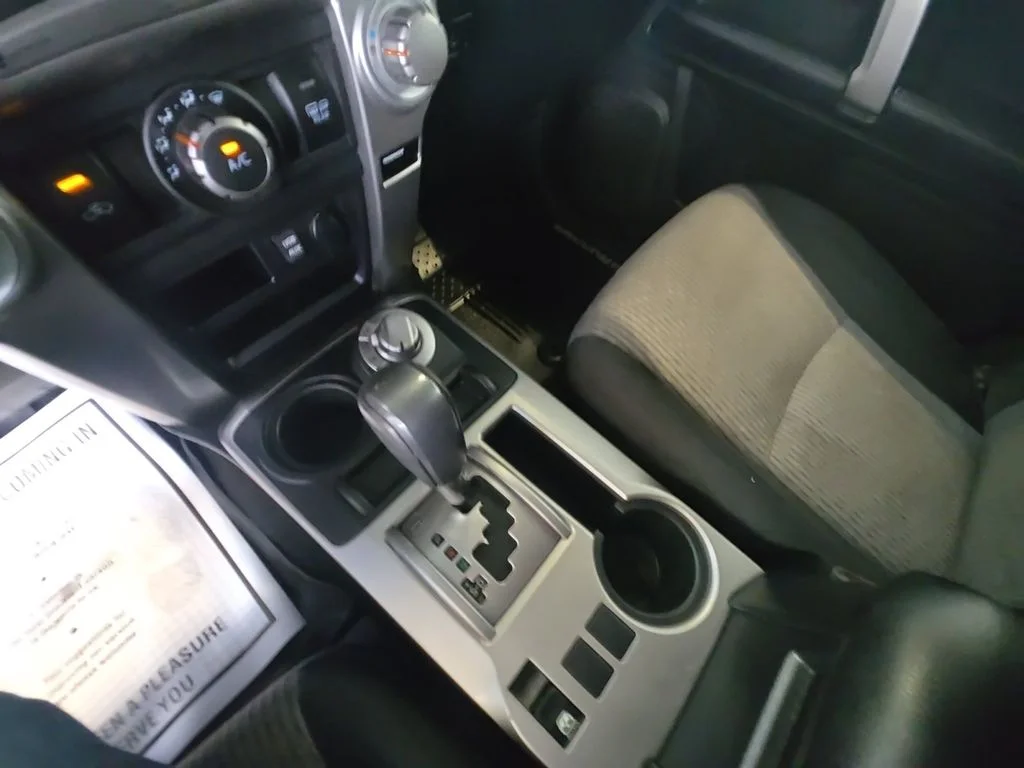 Used 2018 Gray Toyota SR5 image 18
