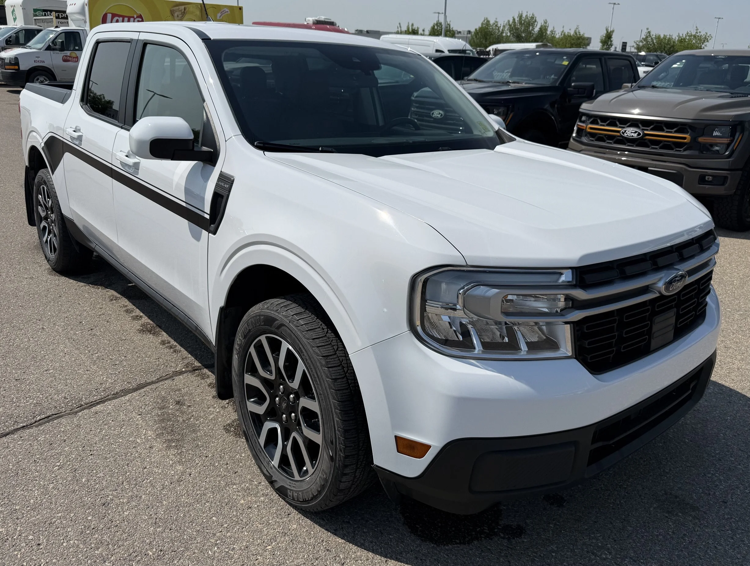 Used 2022 WHITE Ford LARIAT SuperCrew   AWD **New Arrival** image 7
