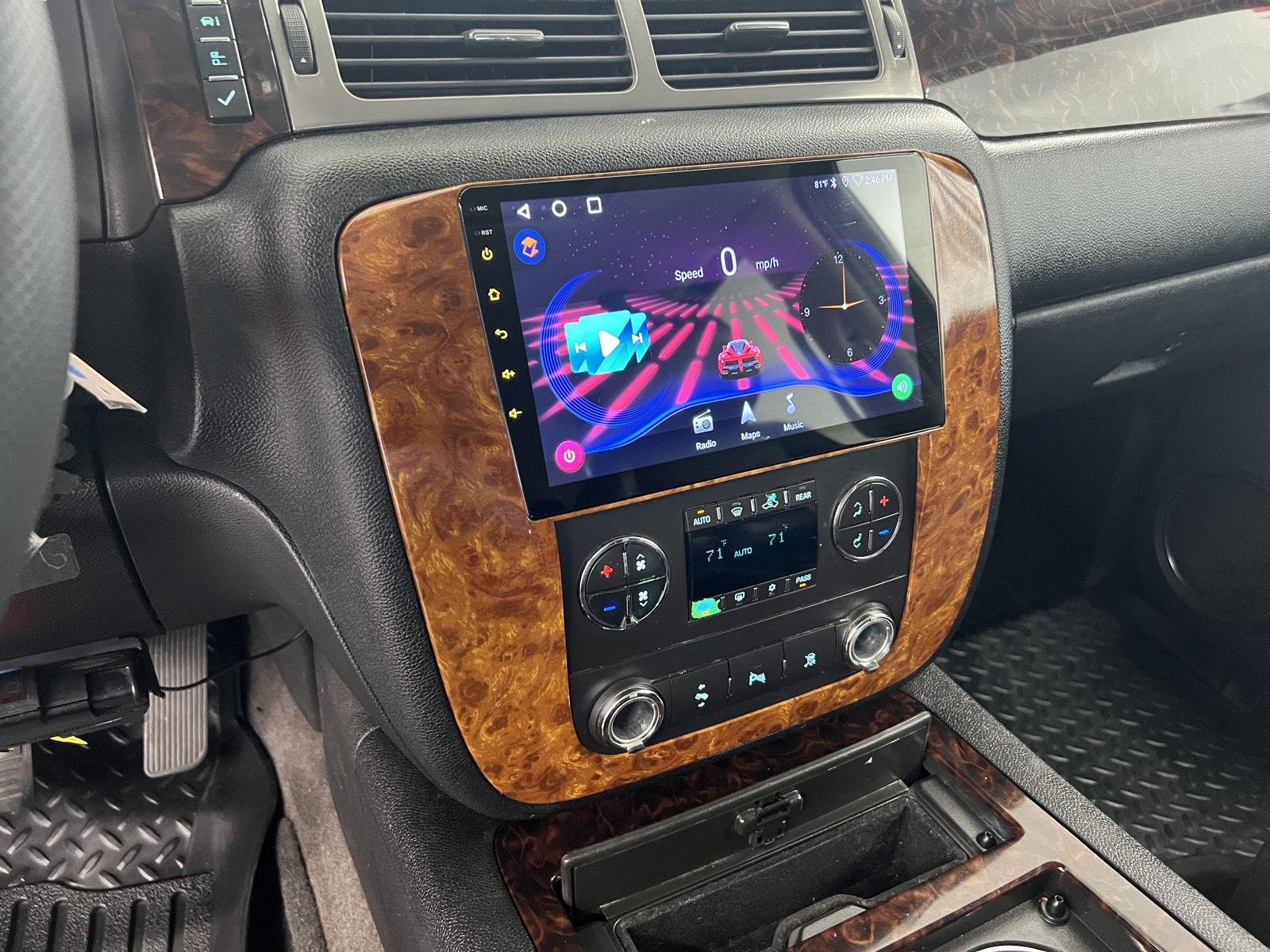 2011 GMC Yukon Denali - Photo 16