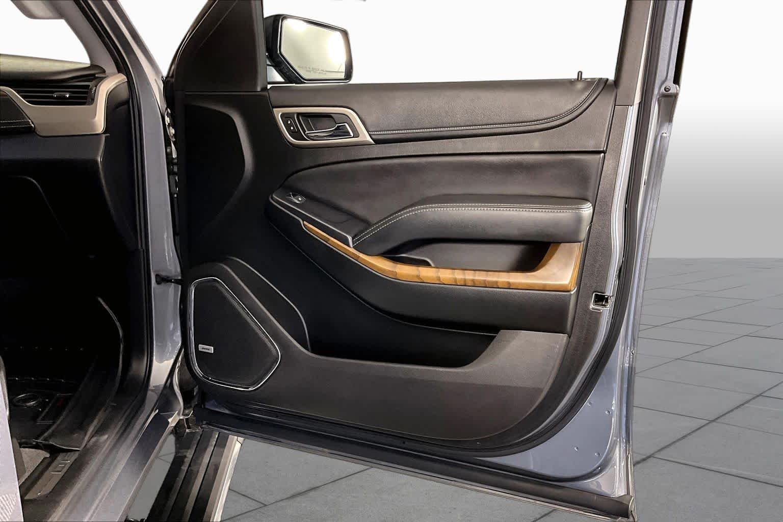 Used 2019 Satin Steel Metallic GMC Denali image 22