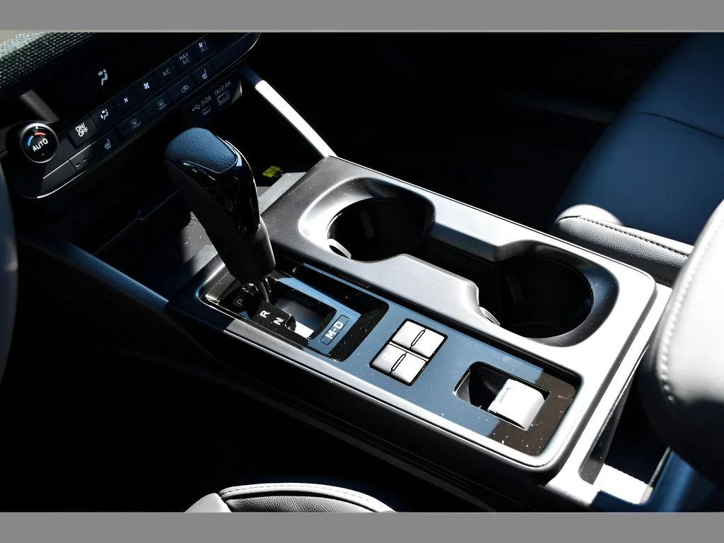 New 2026 CRYSTAL BLACK SILICA Subaru Premium image 33
