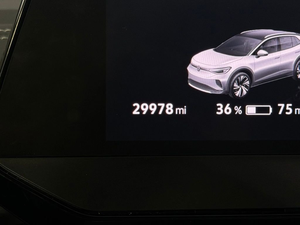 Used 2023 Gray Volkswagen Pro S image 17