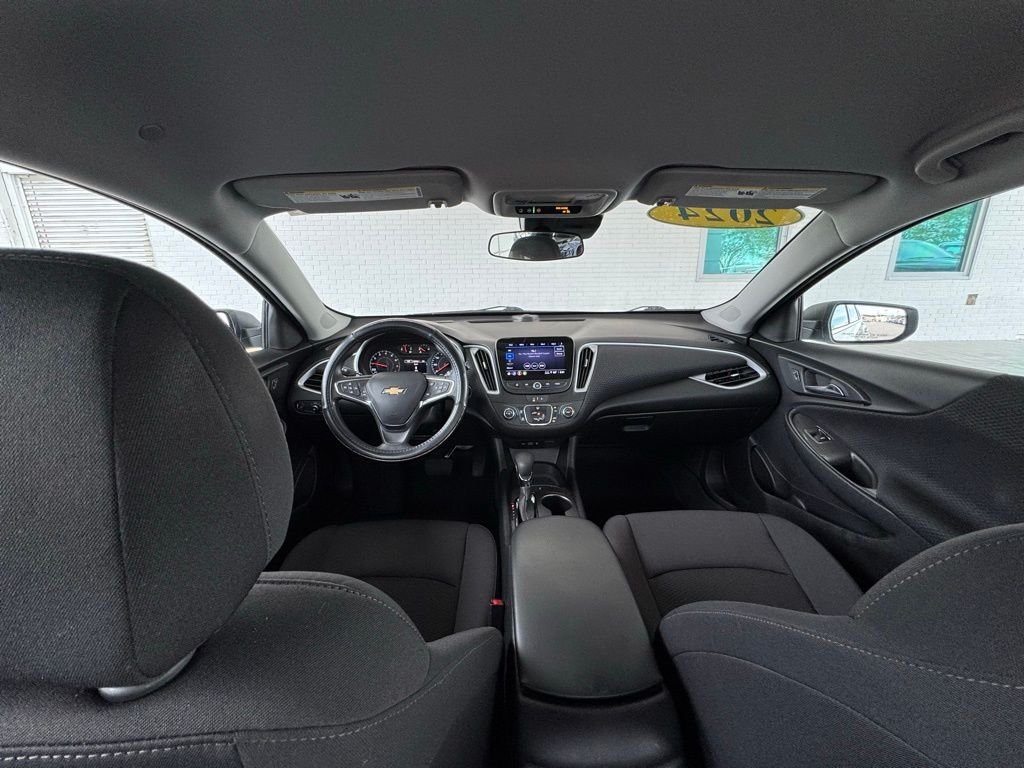 Used 2023 White Chevrolet LS image 27