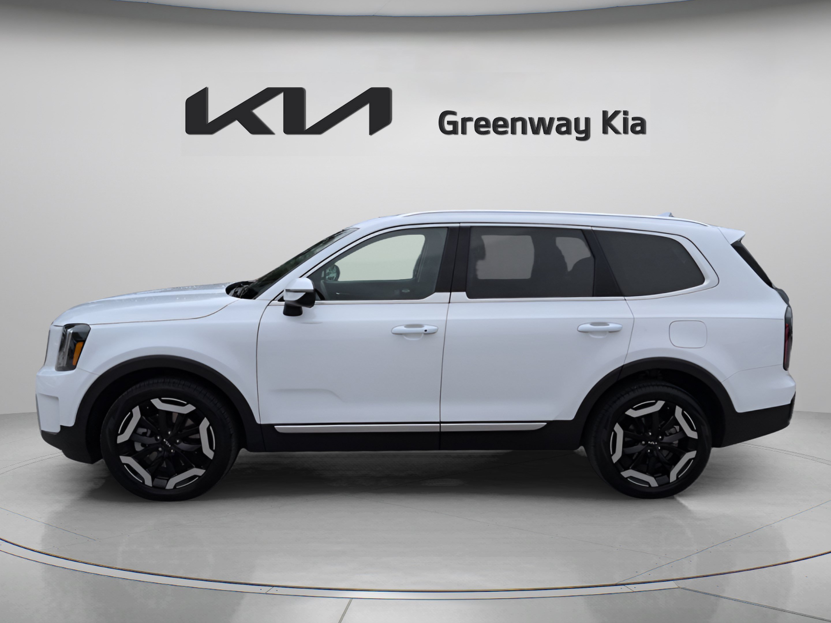 Certified Used 2025 Glacial White Pearl Kia EX image 9