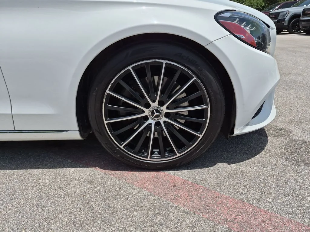 Used 2021  Mercedes-Benz C 300 image 15