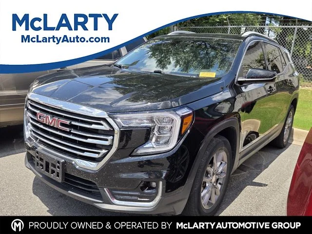 Used 2022 Black GMC SLT image 1