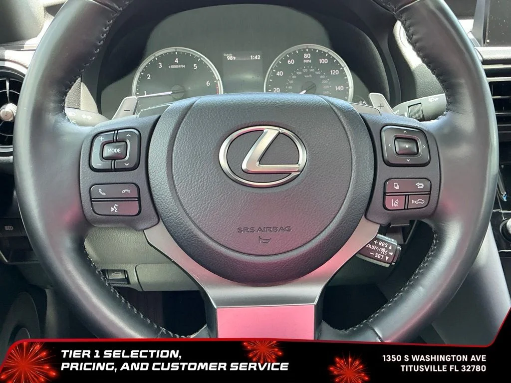 Used 2023 White Lexus 300 image 31