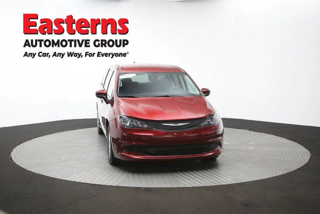 Used 2023 Red Chrysler LX image 51