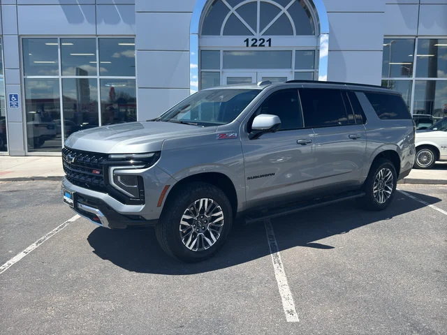 2025 Chevrolet Suburban Z71