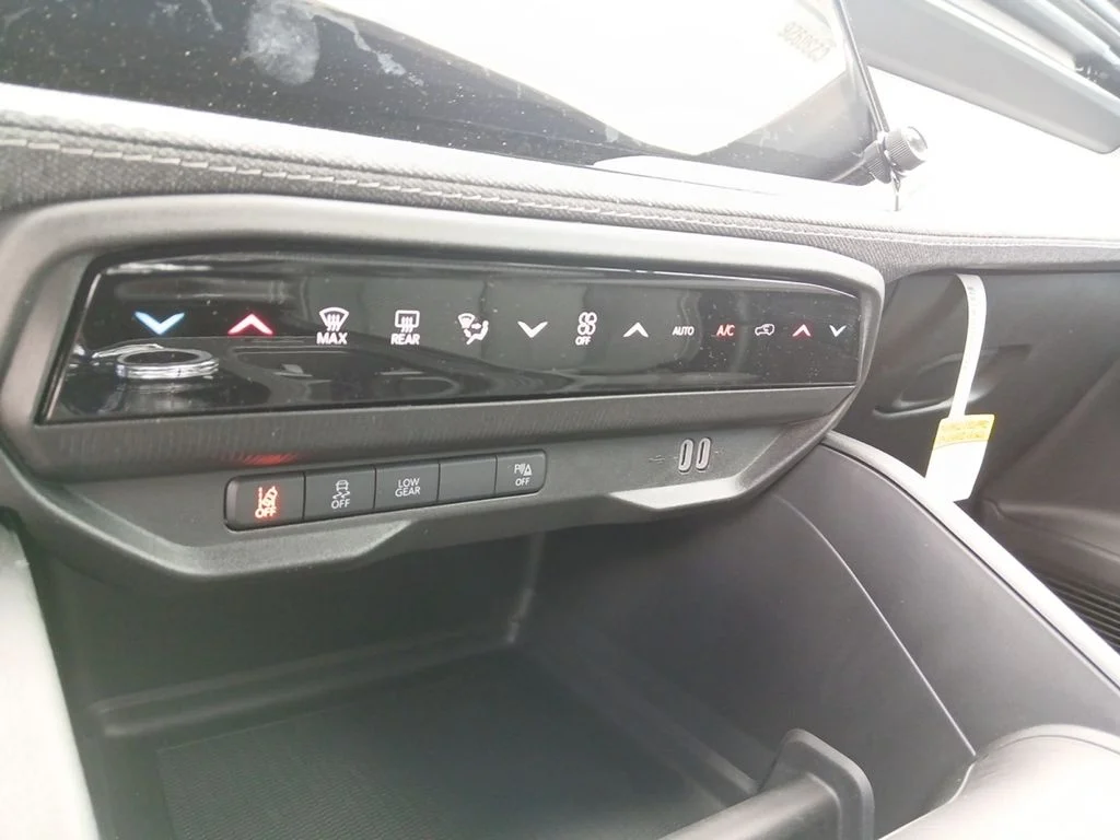 New 2026 Gray Jeep Laredo image 25