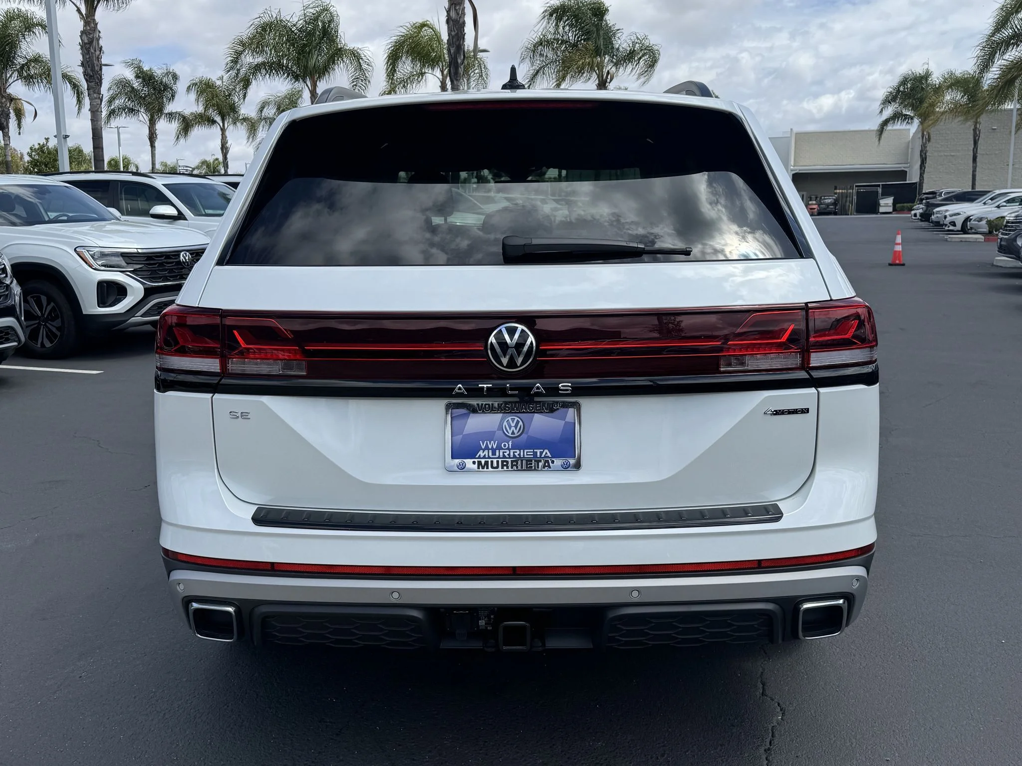 New 2026 Opal White Pearl Volkswagen 2.0T Peak Edition image 6