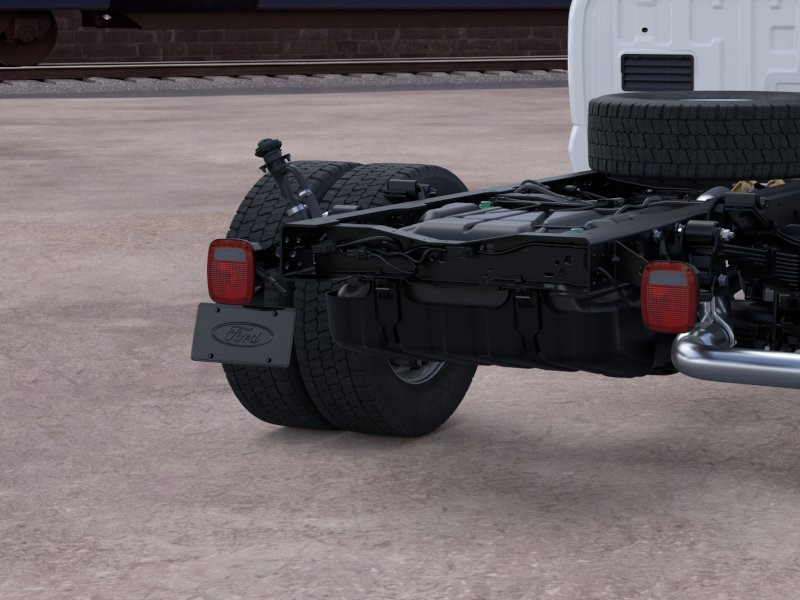 New 2026 Oxford White Ford XL image 21