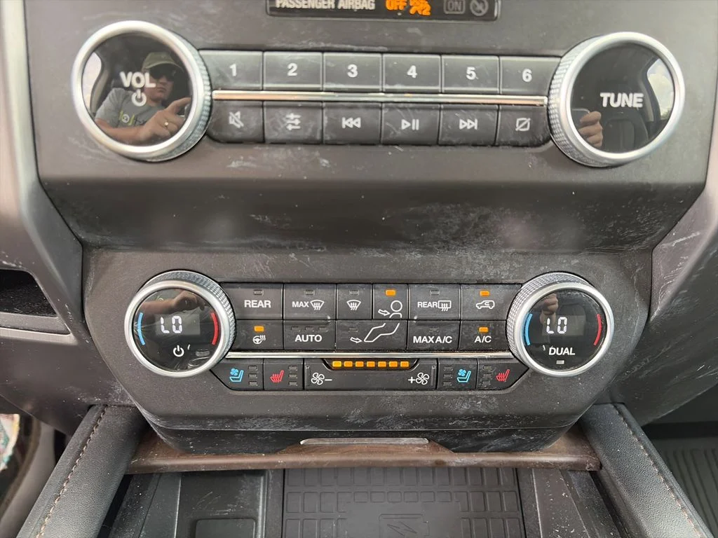Used 2021 White Ford Platinum image 26