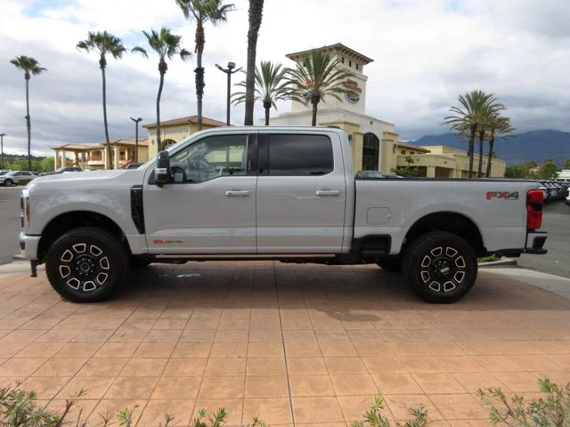2026 Ford F-350 Platinum 4x4 Crew Cab 6-3/4' Box SRW's photo