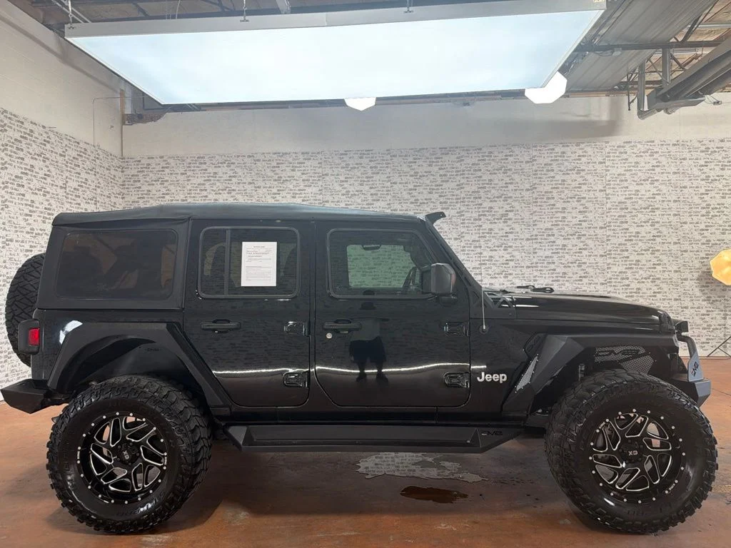 Used 2018 Black Clearcoat Jeep Unlimited Sport S image 8