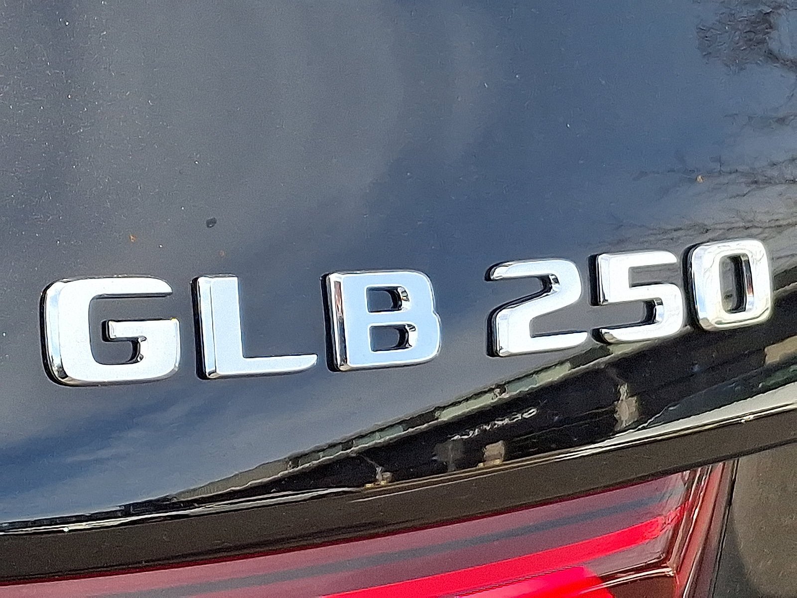 Certified Used 2026 Night Black Mercedes-Benz GLB 250 image 15