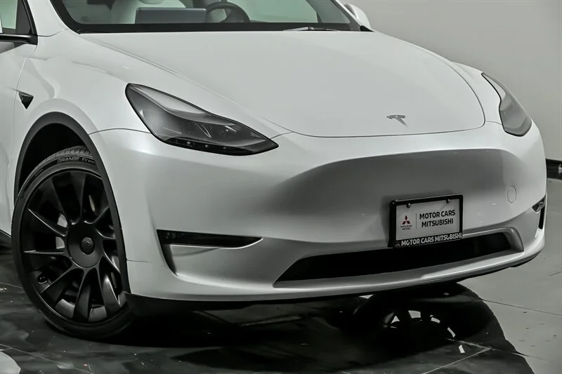 Used 2023 Tesla Model Y Long Range with VIN 7SAYGDEE1PF769244 for sale in Aurora, IL