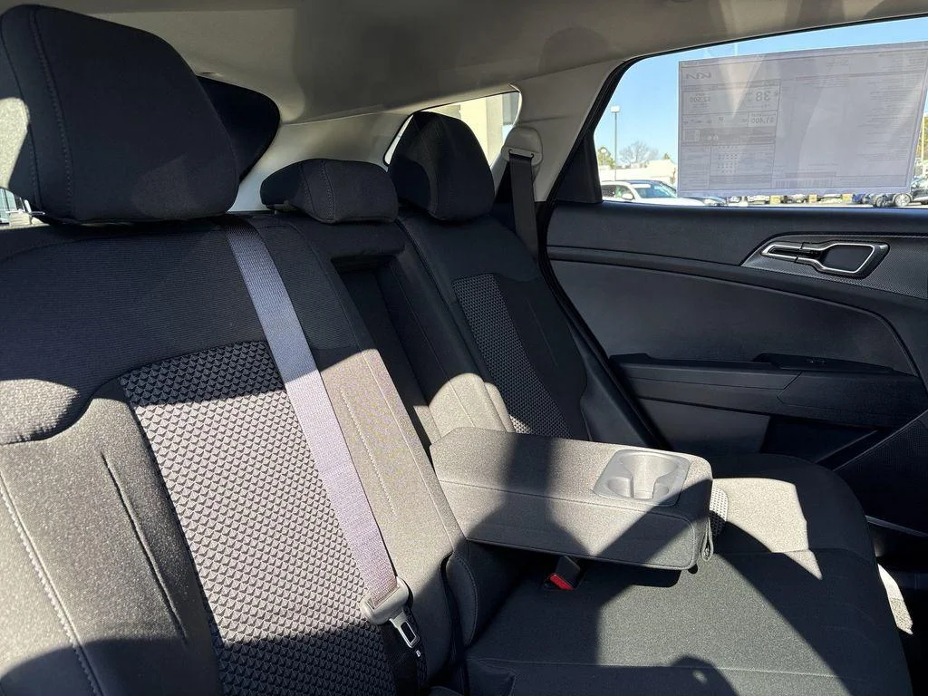 2025 Kia Sportage LX Hybrid - Photo 29
