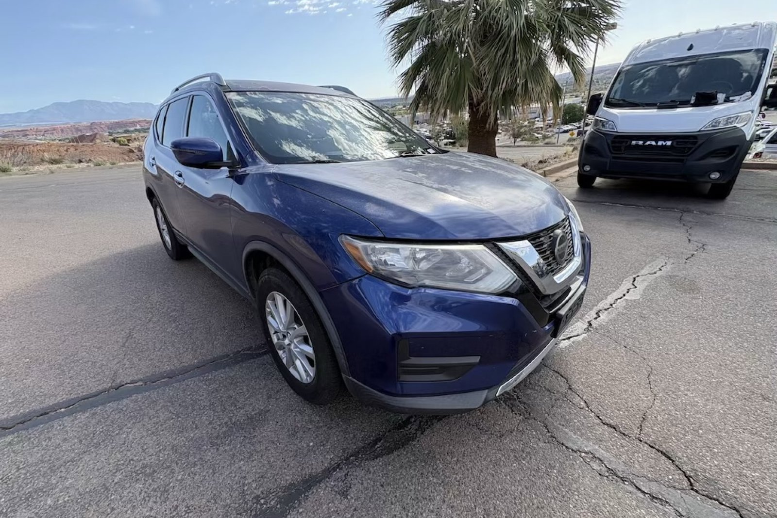 Used 2019 Caspian Blue Metallic Nissan SV image 8