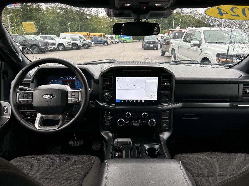 Used 2024 Gray Ford XLT image 19