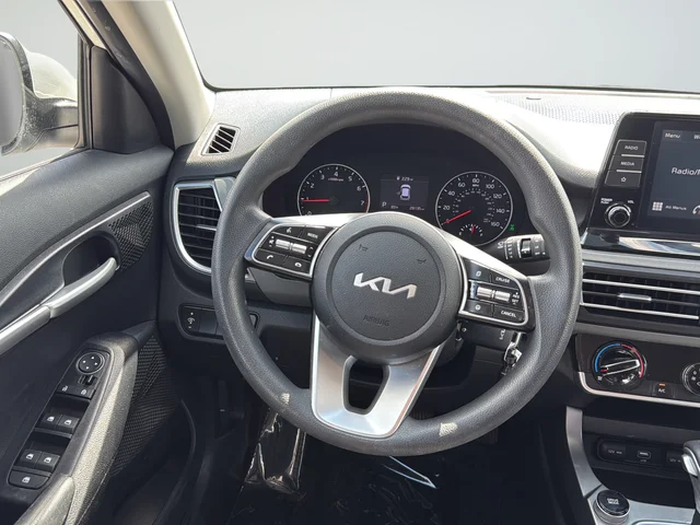 Certified Used 2022 White Kia LX image 38