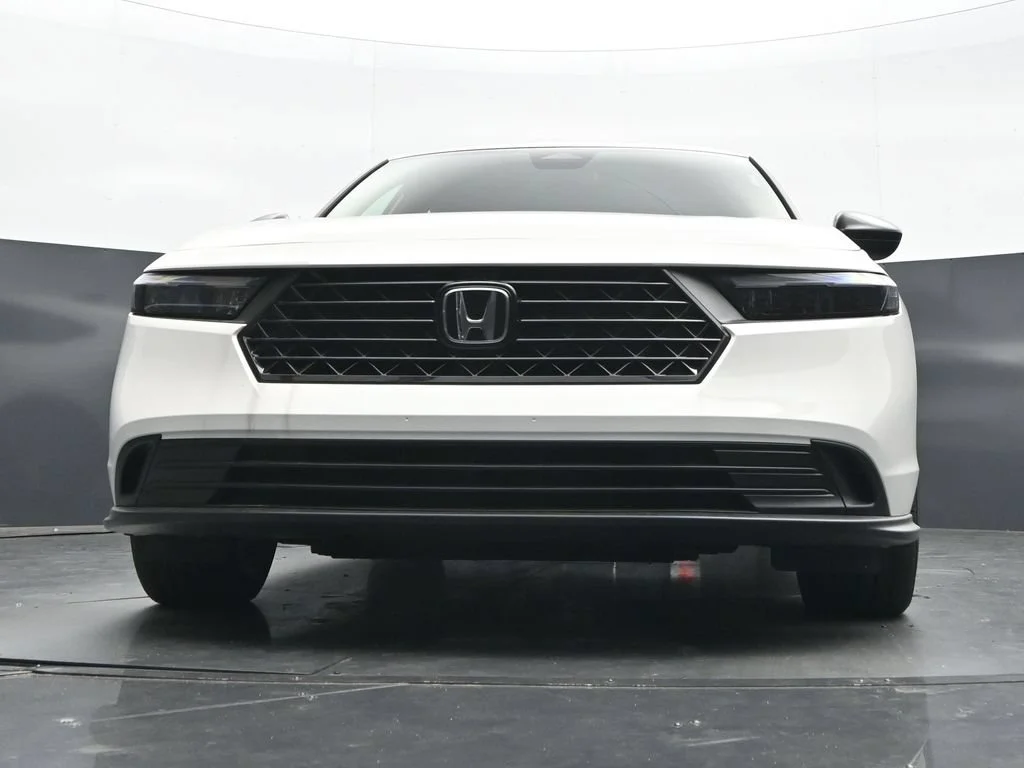 New 2026 Platinum White Pearl Honda Sport image 37