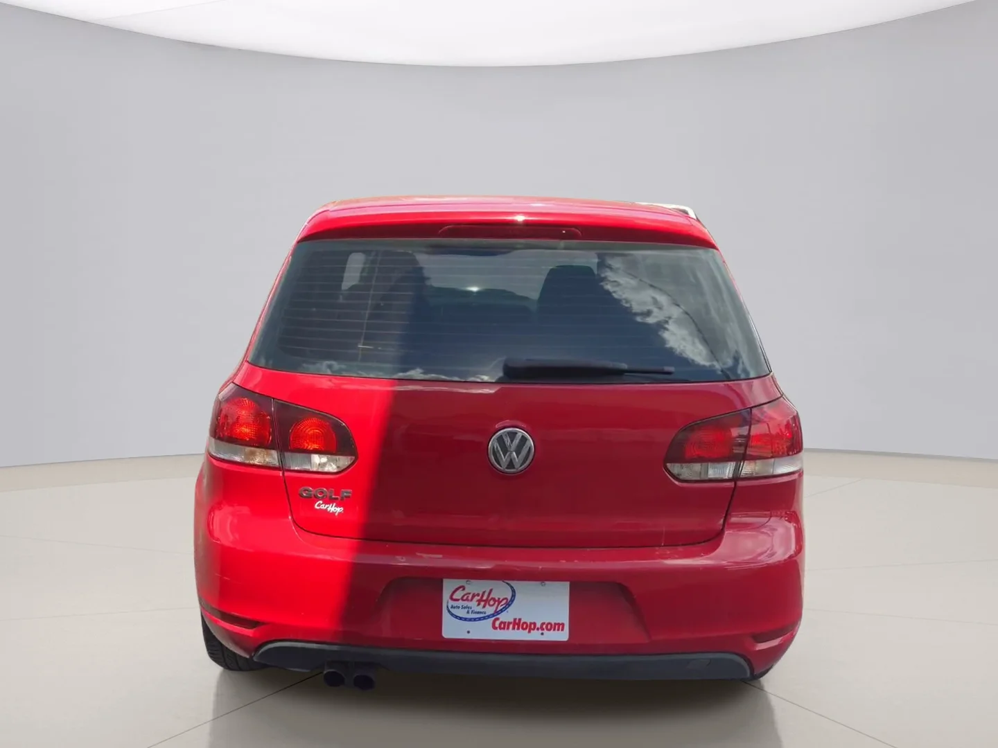 Used 2013 Red Volkswagen PZEV image 6