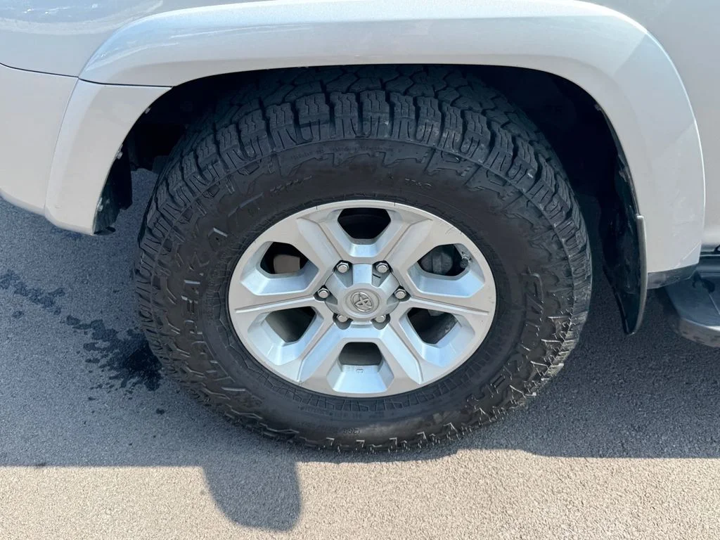 Used 2021 Silver Toyota SR5 image 15
