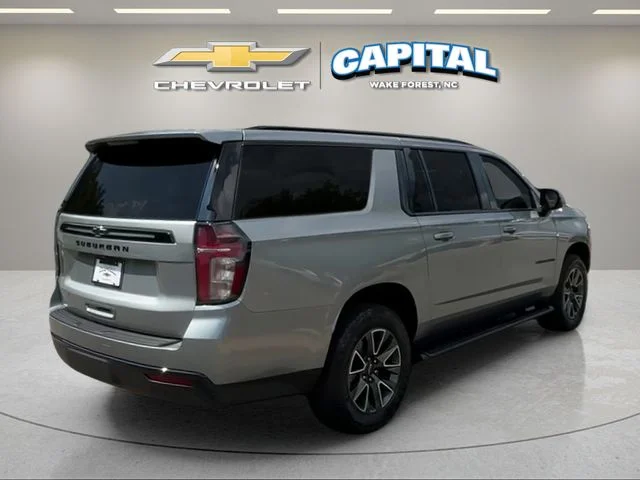 Used 2023 Gray Chevrolet Z71 image 5