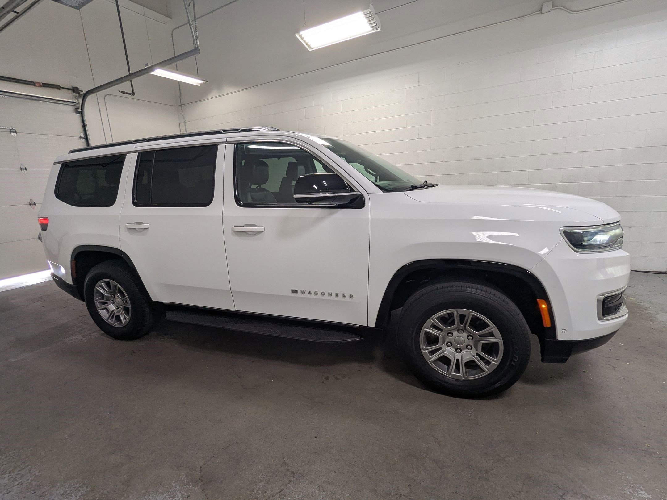 Used 2023 Bright White Clearcoat Jeep Base image 3