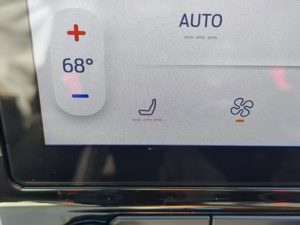 Used 2025 White Ford XLT image 24