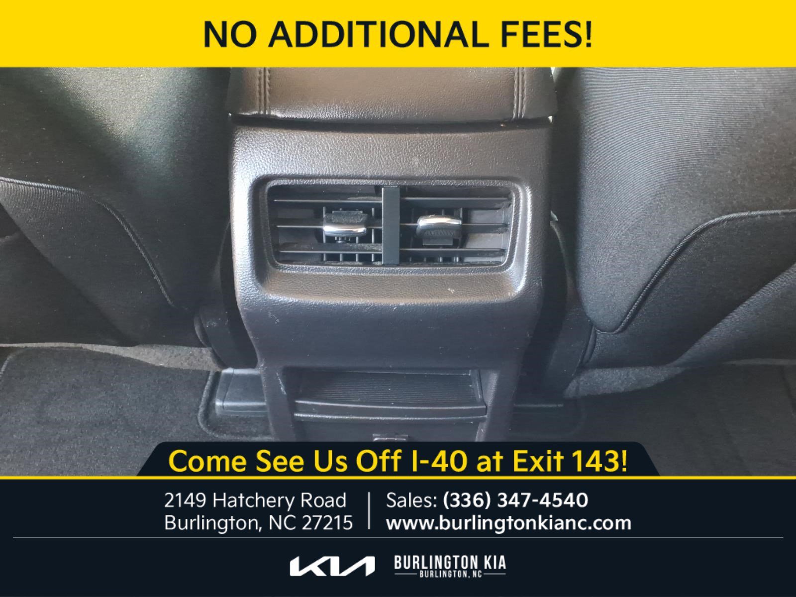 Used 2018 Ingot Silver Metallic Ford SE image 5