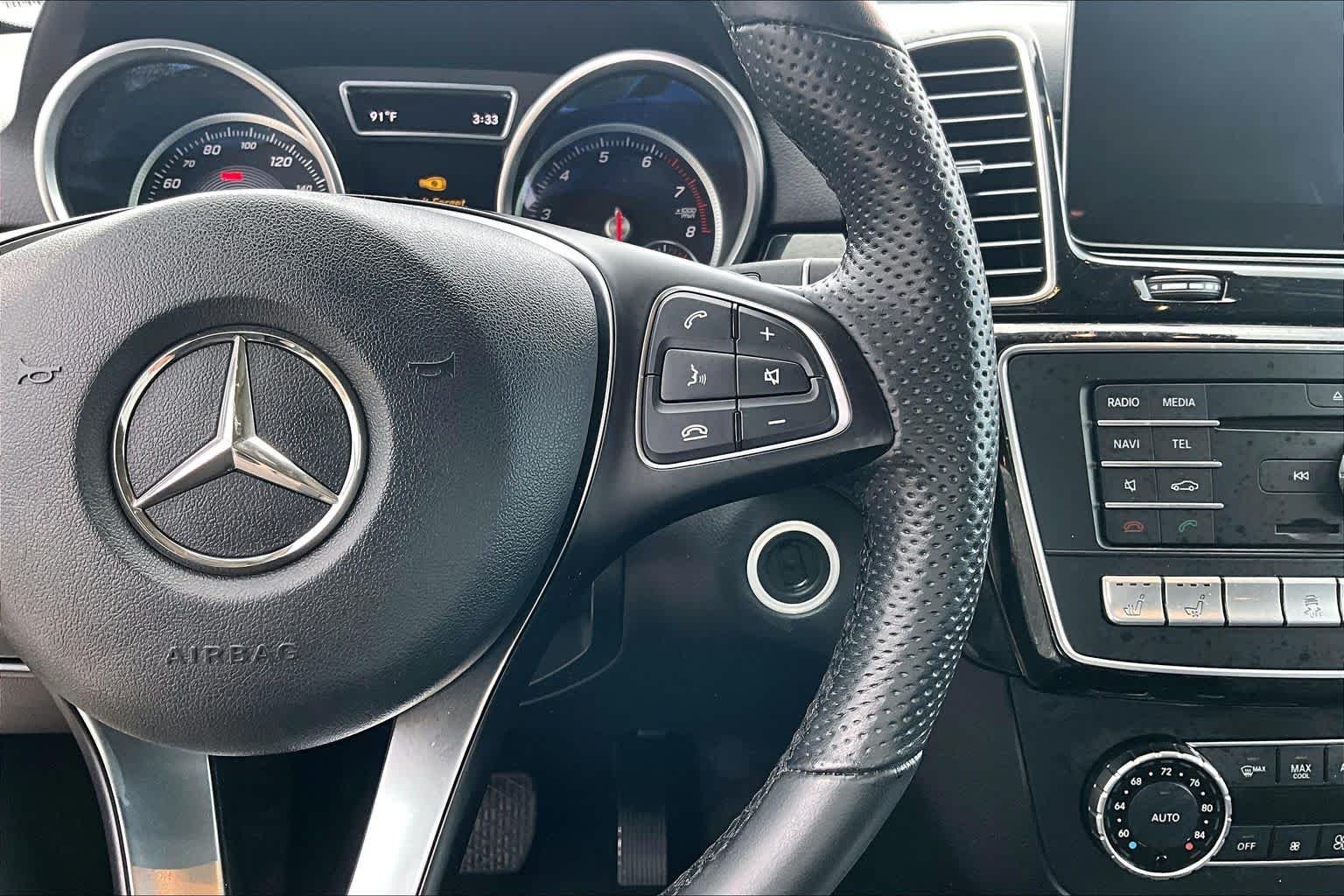 Used 2018 Selenite Grey Metallic Mercedes-Benz GLE 350 image 25