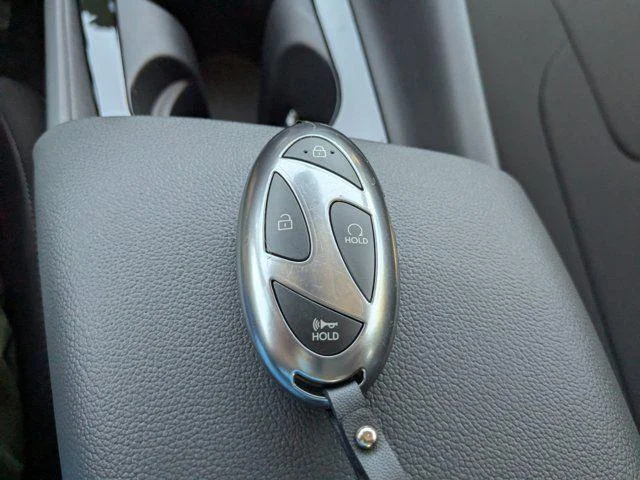 2025 Hyundai Elantra SEL - Photo 52