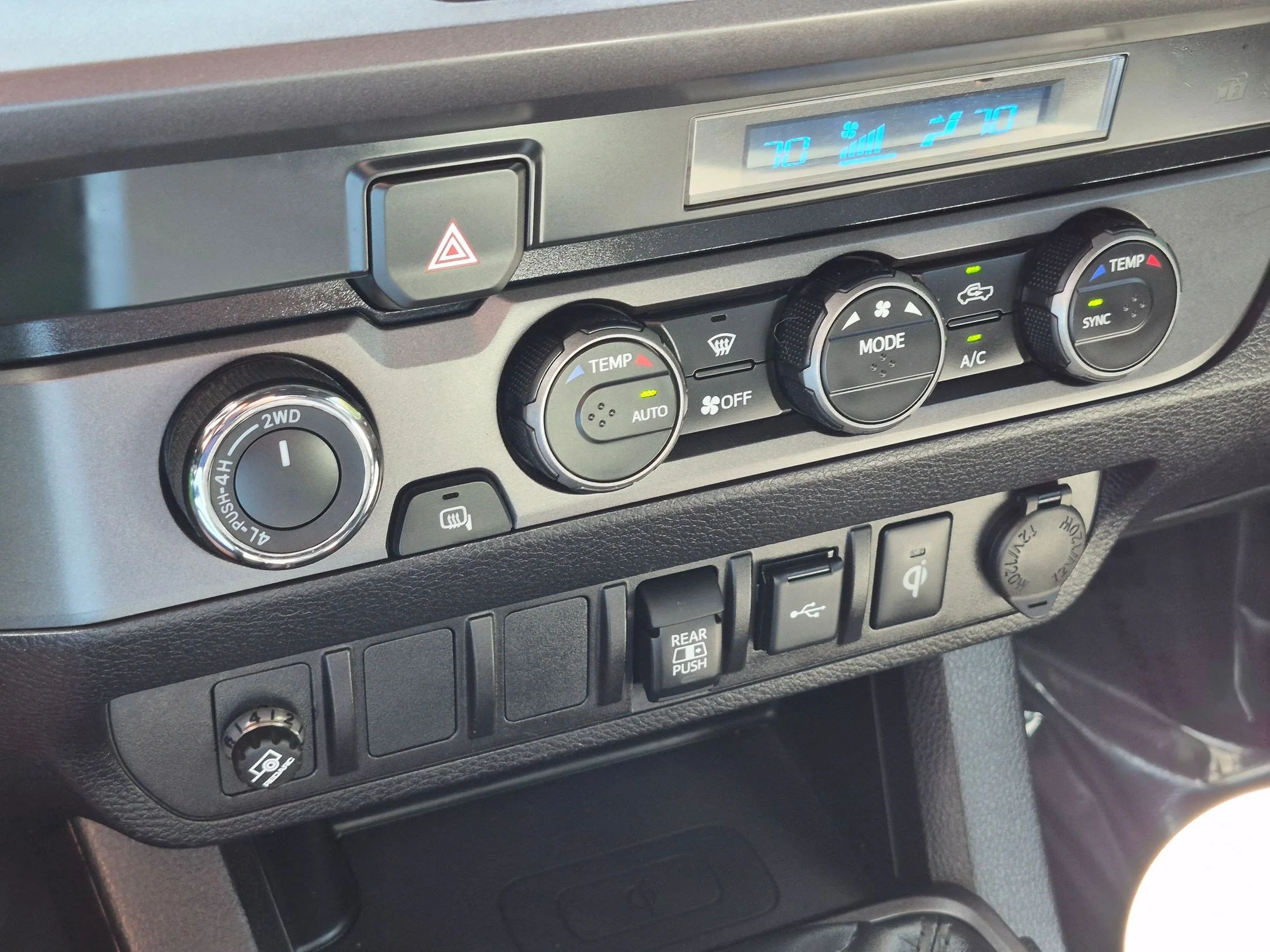 2021 Toyota Tacoma TRD Off Road - Photo 23