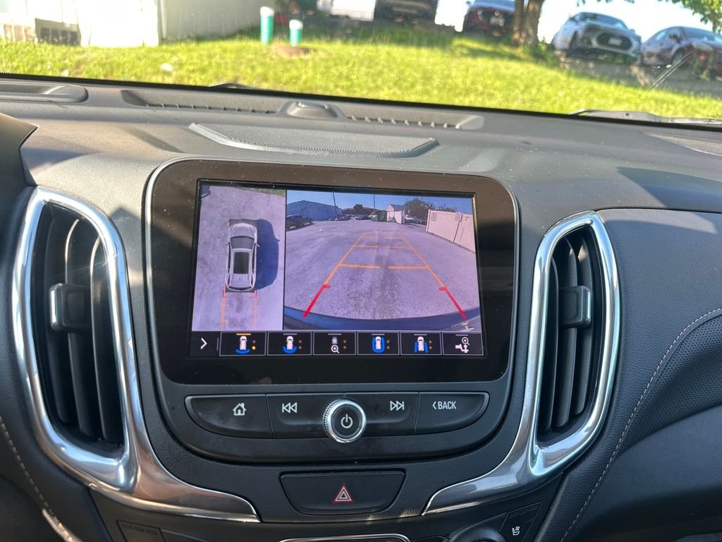 Used 2020 Gray Chevrolet Premier image 17