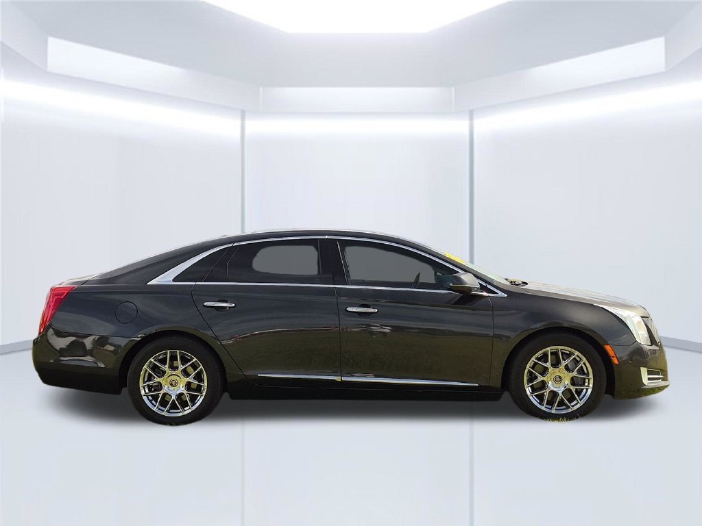Used 2016 Gray Cadillac Luxury image 7