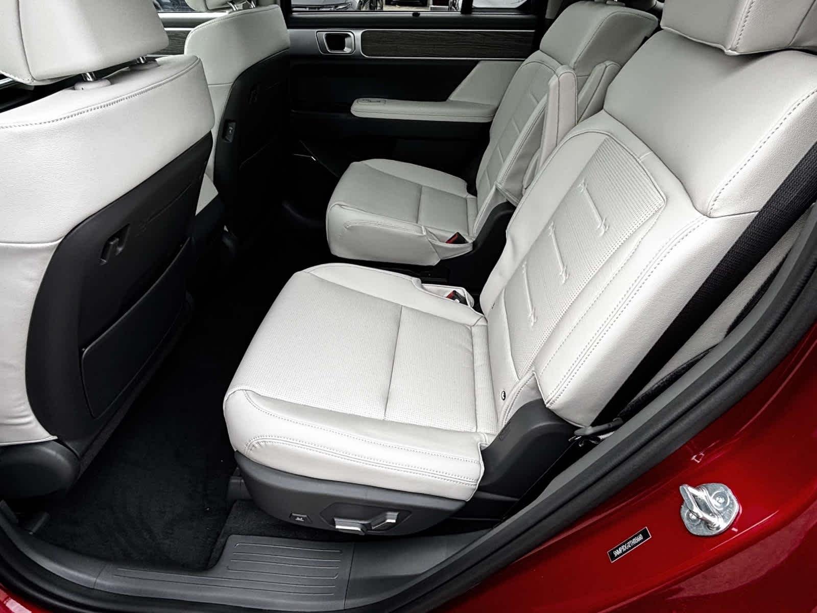New 2026 Ultimate Red Hyundai Limited 6P image 17