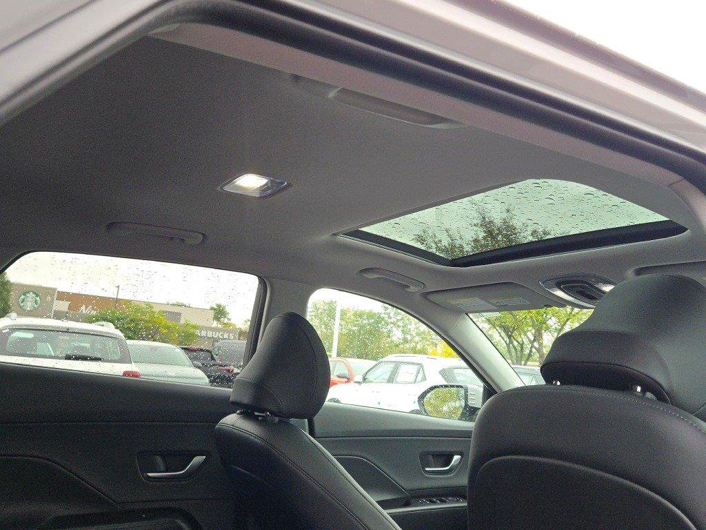 Used 2026 Cyber Gray Metallic Hyundai Limited image 8