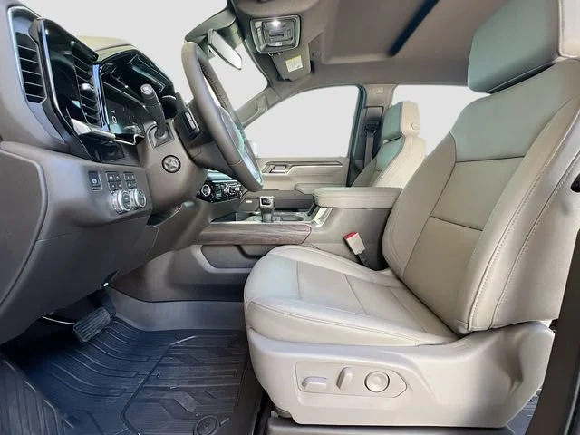 2026 GMC Sierra 1500 SLT - Photo 15