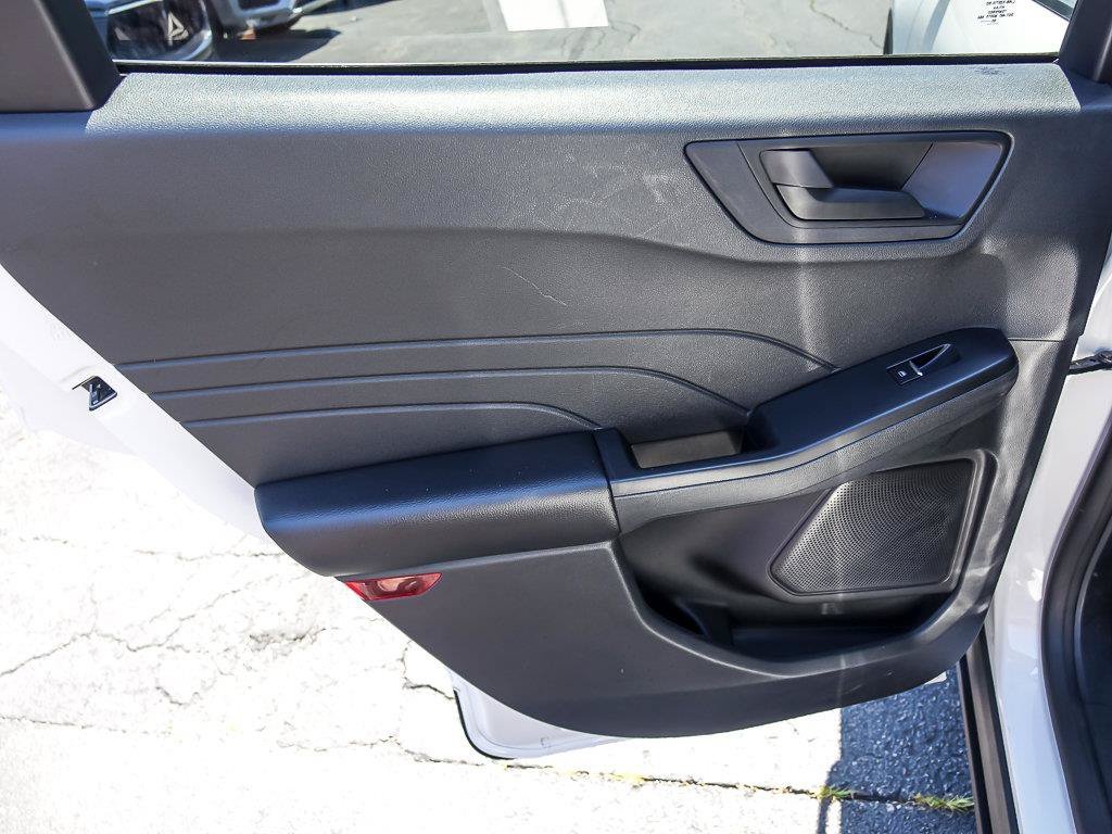 Used 2022 White Metallic Ford SE Hybrid image 29