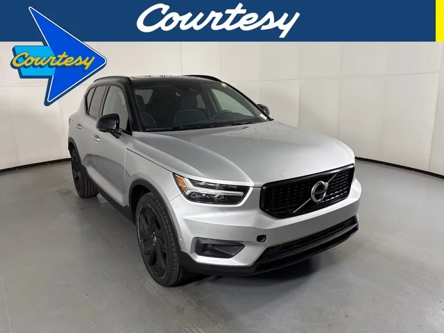 2019 Volvo XC40 R-Design