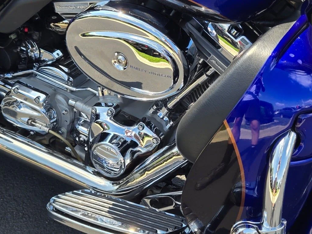 Used 2004 Blue Harley-Davidson  image 21