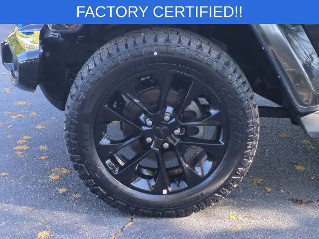 Used 2021 Black Jeep Unlimited Sahara 4xe image 10