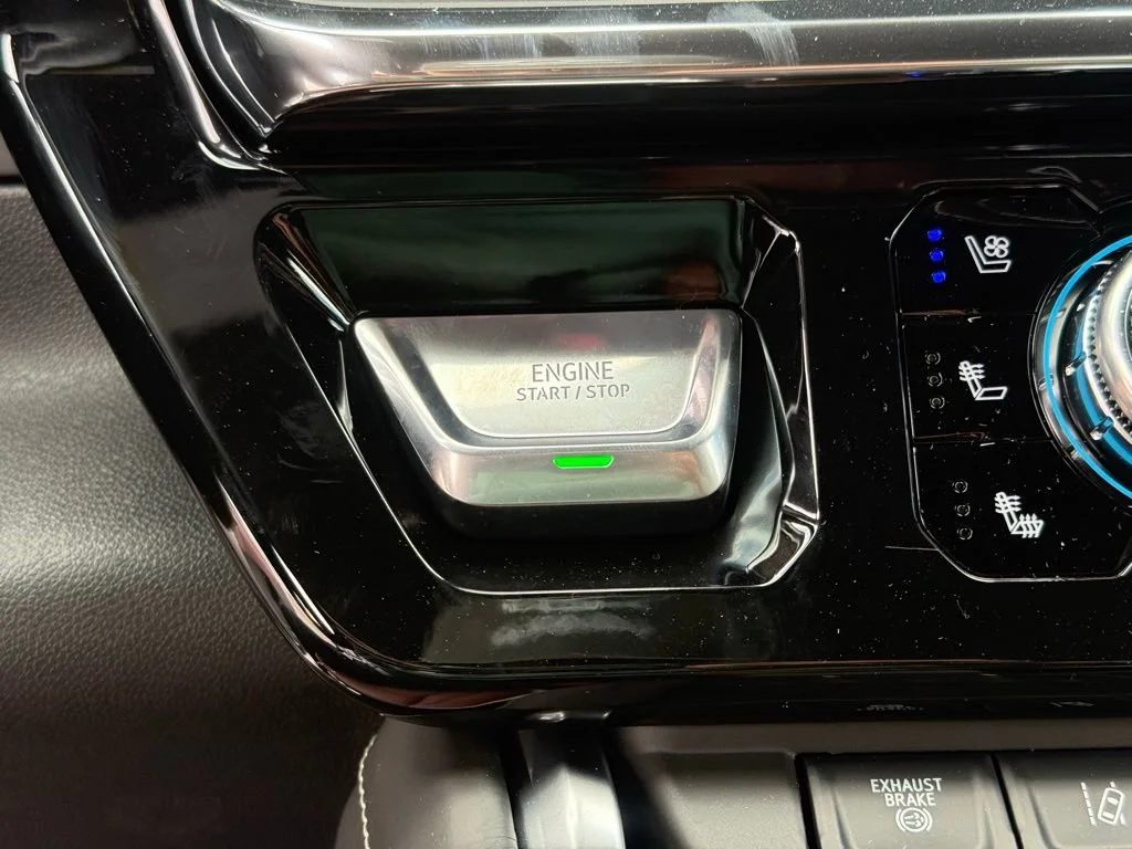 New 2026 Summit White GMC Denali Ultimate image 29