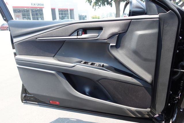 New 2026 Midnight Black Metallic Toyota  LE image 20