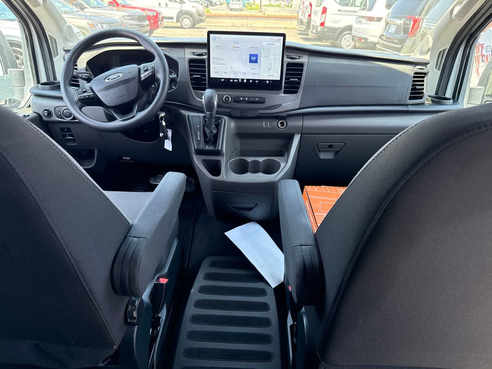Used 2022 Oxford White Ford XLT image 23
