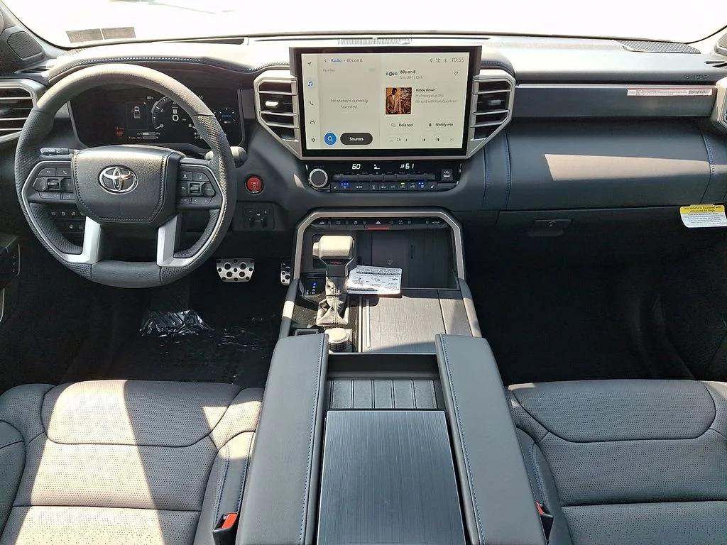 2026 Toyota Tundra Platinum - Photo 11