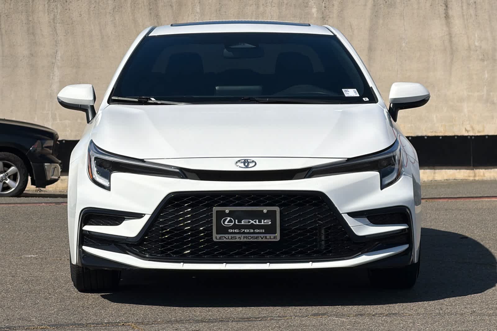 Used 2024 Ice Cap Toyota SE image 10